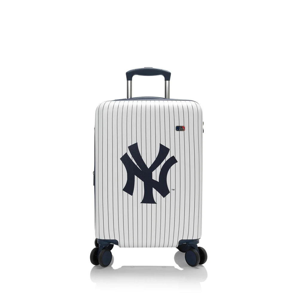 image-mlb-21-luggage-new-york-yankees0-1751631835.015.png