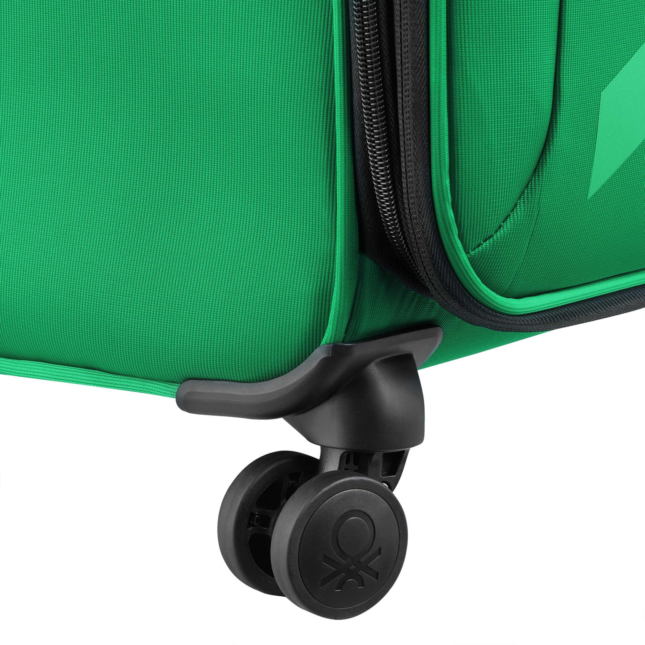 image-delsey-benetton-color-block-srednia-miekka-walizka-na-kolkach-zielona7-1764590322.9371.jpg